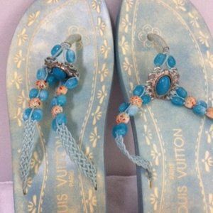 🌟🌸HOST PICK 🌟🌸 NWOT Louis Vuitton Sandals Thong/Slide Shoes US Size 9